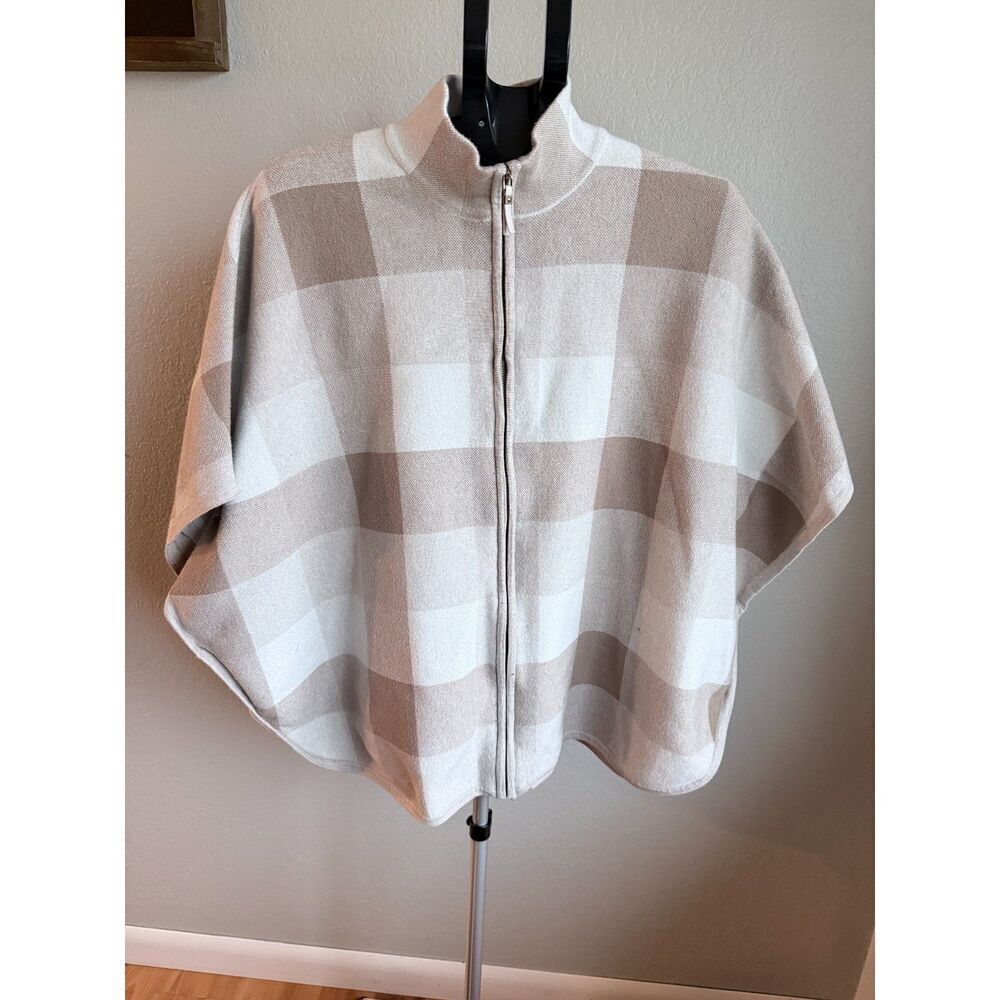 Tahari Plaid Cape Poncho Rayon Blend Knit Cozy Warm Cover Up Womens L/XL